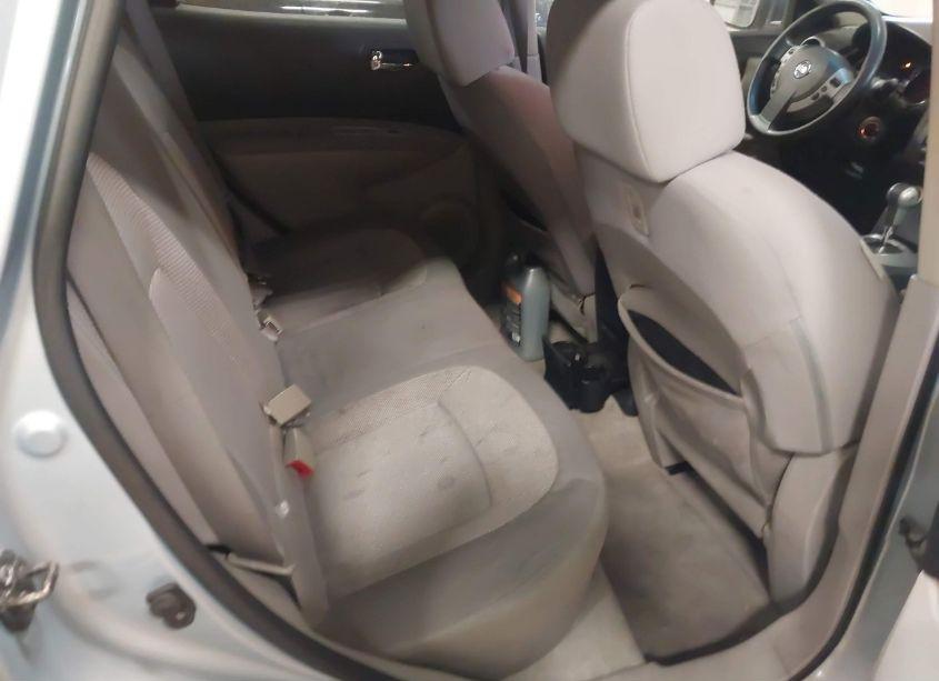 Photo 8 of 2011 Nissan Rogue SV (VIN JN8AS5MV2BW302072)