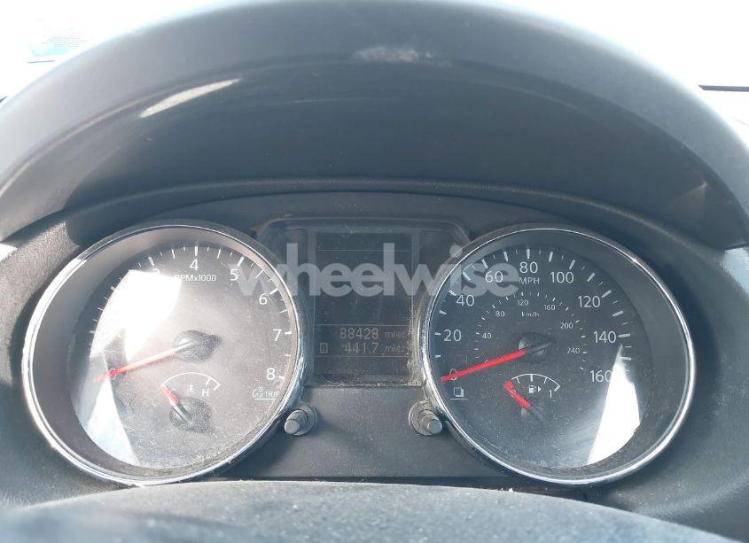 Photo 7 of 2011 Nissan Rogue S (VIN JN8AS5MV2BW674494)