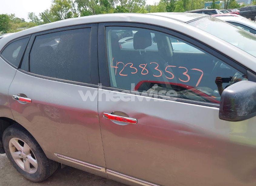 Photo 13 of 2012 Nissan Rogue S (VIN JN8AS5MV2CW358823)