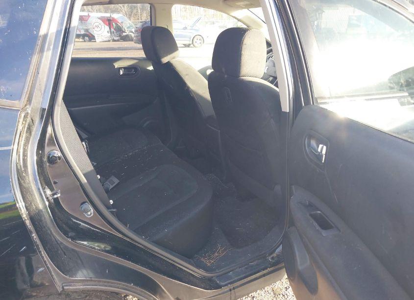 Photo 8 of 2012 Nissan Rogue S (VIN JN8AS5MV2CW372169)