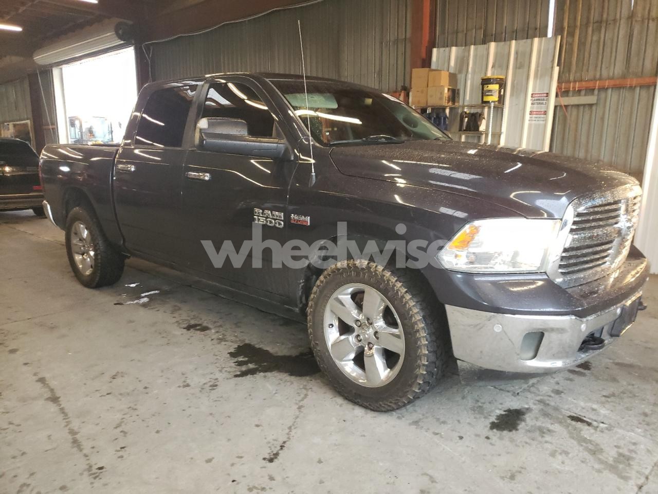 Photo 4 of 2016 RAM 1500 SLT (VIN JN8AS5MV2CW411584)