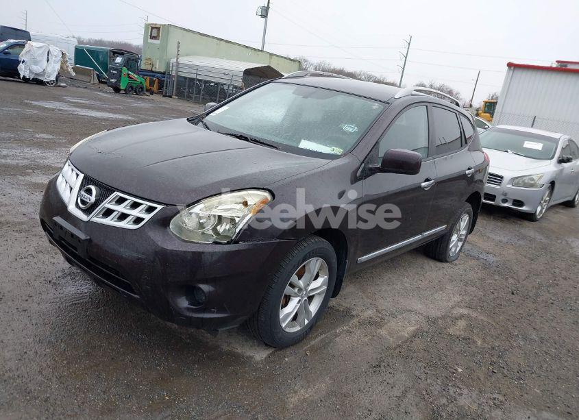 Photo 2 of 2012 Nissan Rogue SV (VIN JN8AS5MV2CW418356)