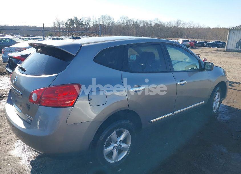 Photo 4 of 2012 Nissan Rogue S (VIN JN8AS5MV2CW700836)