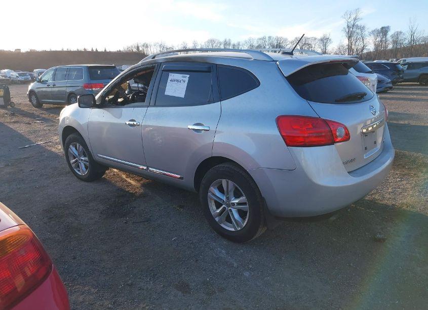 Photo 3 of 2013 Nissan Rogue SV (VIN JN8AS5MV2DW114722)