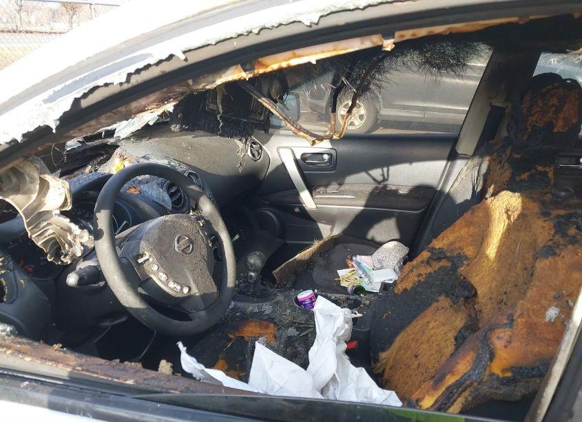 Photo 5 of 2013 Nissan Rogue SV (VIN JN8AS5MV2DW114722)