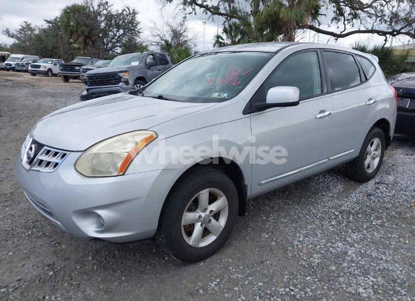 Photo 2 of 2013 Nissan Rogue S (VIN JN8AS5MV2DW122545)