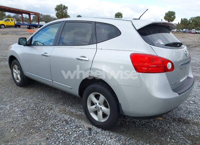 Photo 3 of 2013 Nissan Rogue S (VIN JN8AS5MV2DW122545)