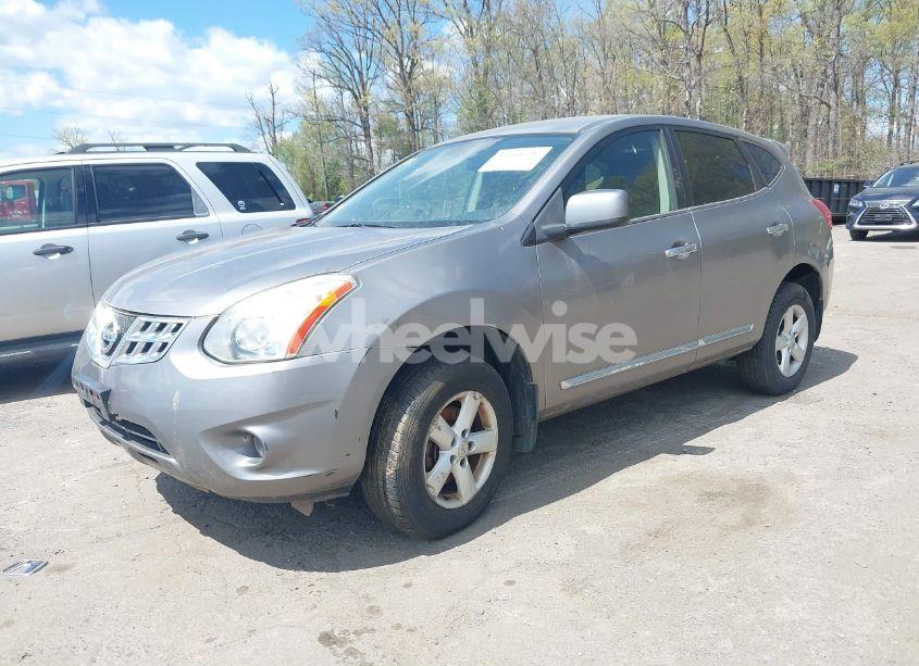 Photo 2 of 2013 Nissan Rogue S (VIN JN8AS5MV2DW143220)