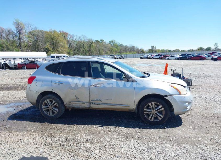 Photo 13 of 2013 Nissan Rogue SV (VIN JN8AS5MV2DW143962)