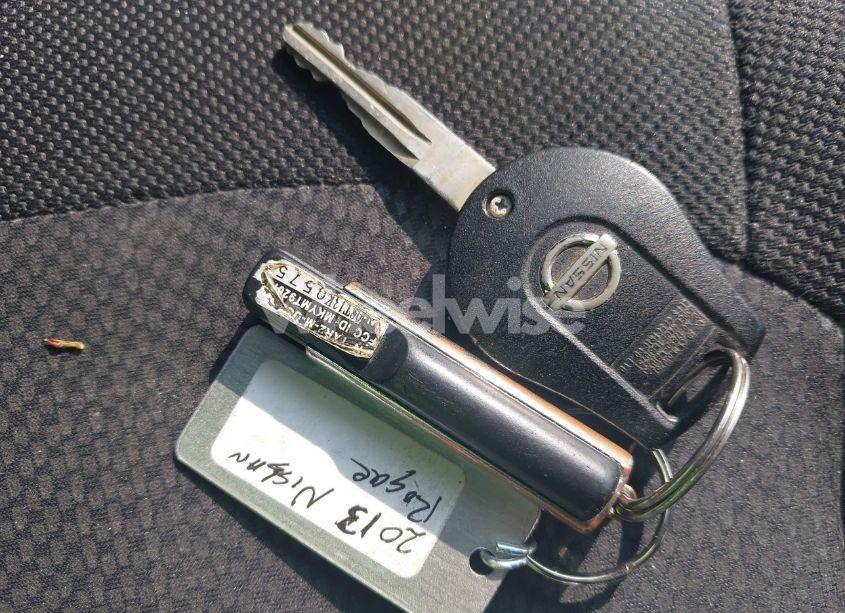 Photo 11 of 2013 Nissan Rogue S (VIN JN8AS5MV2DW616713)