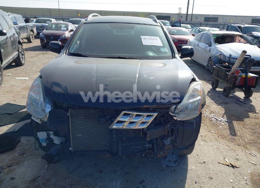 Photo 13 of 2013 Nissan Rogue SV (VIN JN8AS5MV2DW650716)