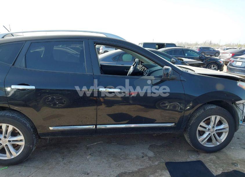 Photo 14 of 2013 Nissan Rogue SV (VIN JN8AS5MV2DW650716)