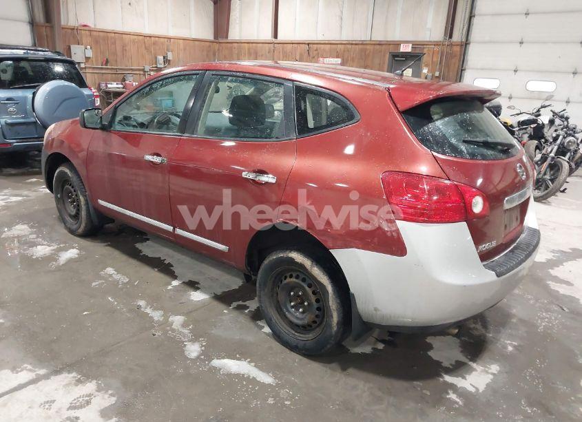 Photo 3 of 2013 Nissan Rogue S (VIN JN8AS5MV2DW660825)