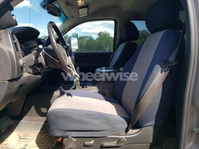 Photo 2 of 2007 CHEVROLET SILVERADO K3500 (VIN JN8AS5MV2DW666219)