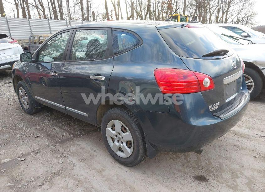 Photo 3 of 2014 Nissan Rogue SELECT S (VIN JN8AS5MV2EW707966)