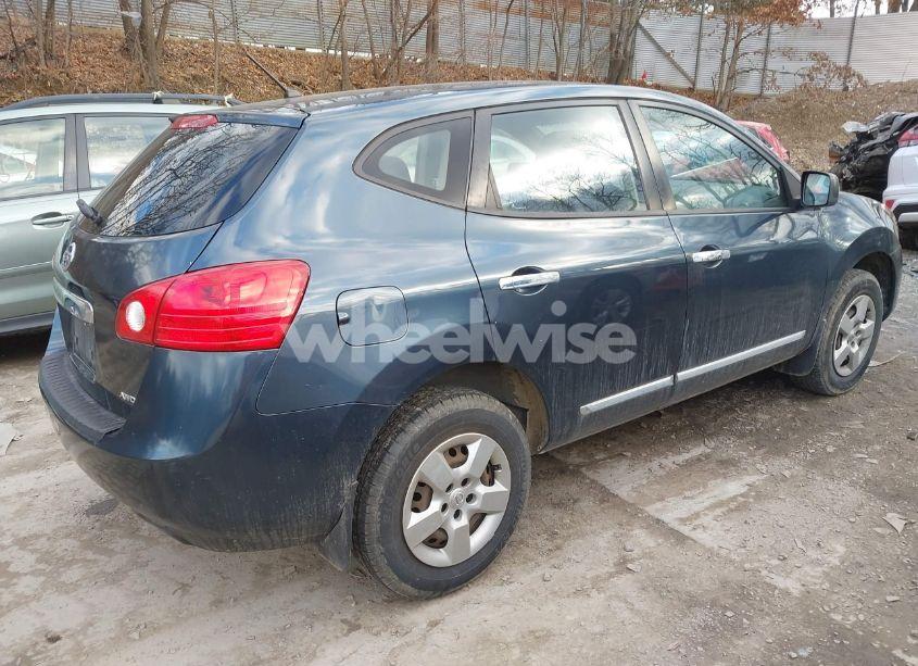 Photo 4 of 2014 Nissan Rogue SELECT S (VIN JN8AS5MV2EW707966)