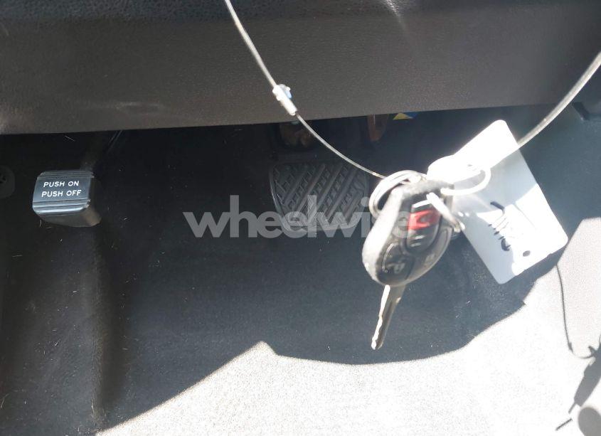 Photo 11 of 2015 Nissan Rogue SELECT S (VIN JN8AS5MV2FW260783)