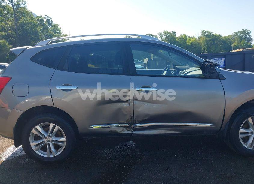 Photo 14 of 2015 Nissan Rogue SELECT S (VIN JN8AS5MV2FW260783)