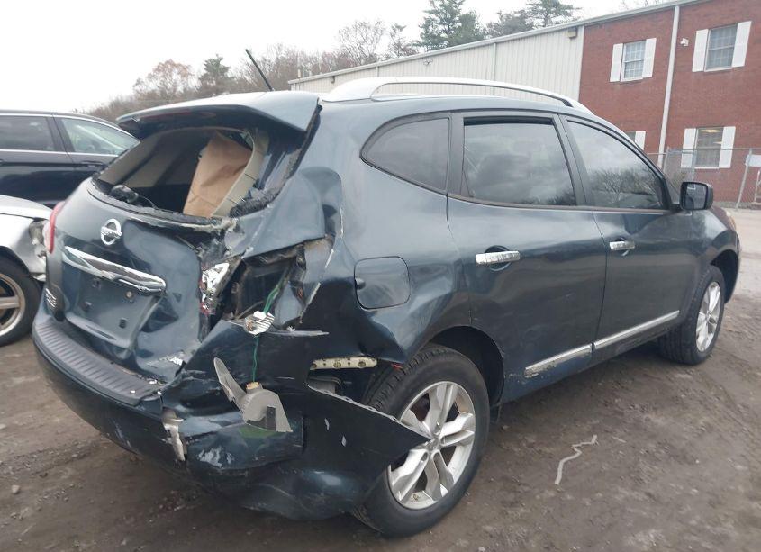 Photo 4 of 2015 Nissan Rogue SELECT S (VIN JN8AS5MV2FW752763)