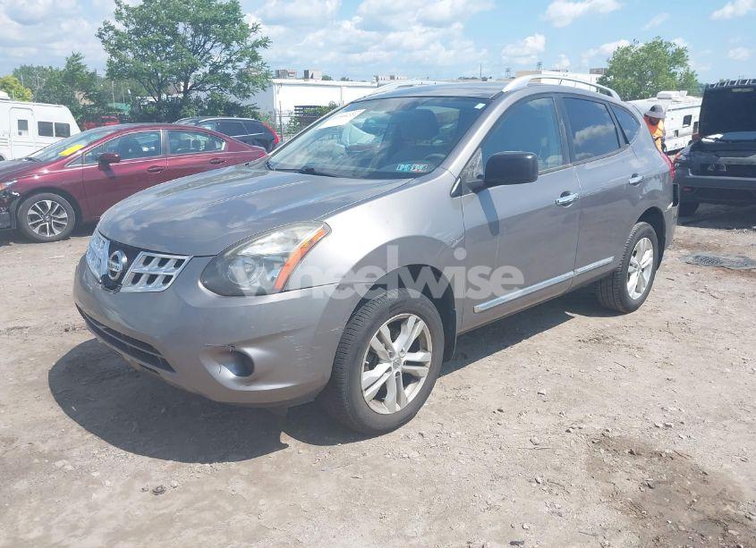 Photo 2 of 2015 Nissan Rogue SELECT S (VIN JN8AS5MV2FW753783)