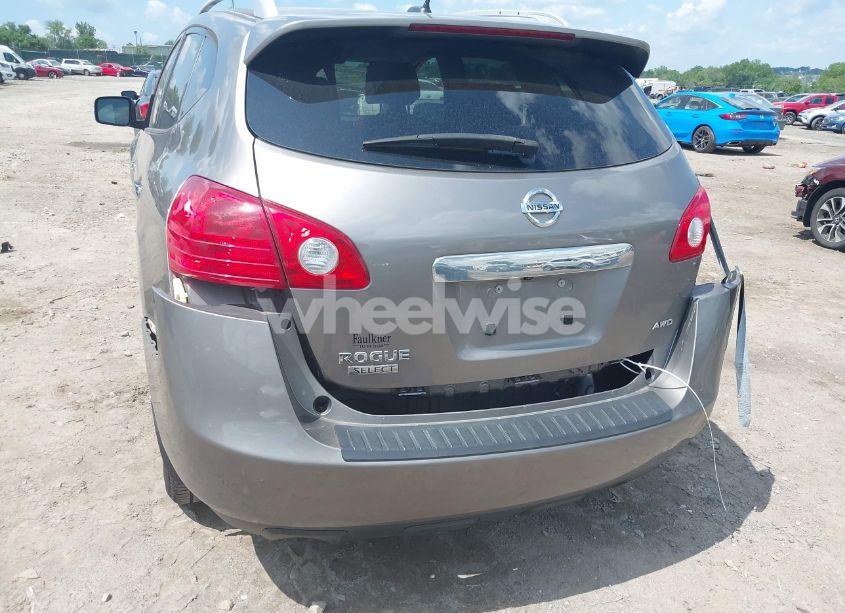 Photo 6 of 2015 Nissan Rogue SELECT S (VIN JN8AS5MV2FW753783)