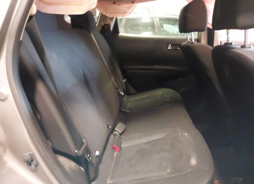 Photo 8 of 2015 Nissan Rogue SELECT S (VIN JN8AS5MV2FW759566)