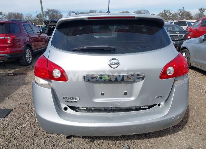 Photo 16 of 2015 Nissan Rogue SELECT S (VIN JN8AS5MV2FW766615)