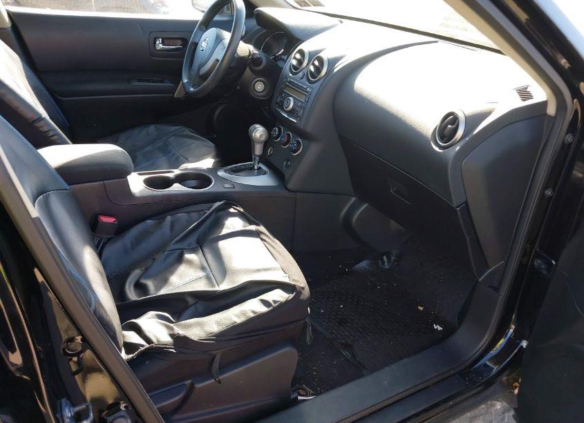 Photo 5 of 2015 Nissan Rogue SELECT S (VIN JN8AS5MV2FW770017)