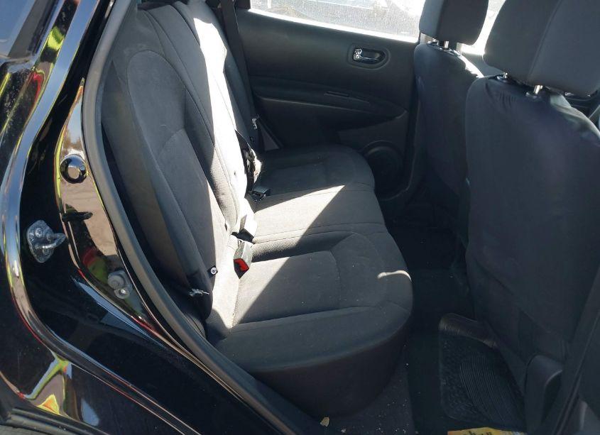 Photo 8 of 2015 Nissan Rogue SELECT S (VIN JN8AS5MV2FW770017)