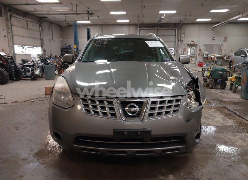 Photo 13 of 2010 Nissan Rogue SL (VIN JN8AS5MV3AW100744)