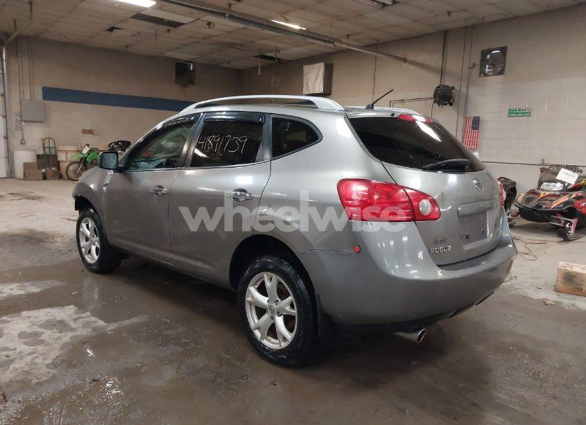 Photo 3 of 2010 Nissan Rogue SL (VIN JN8AS5MV3AW100744)