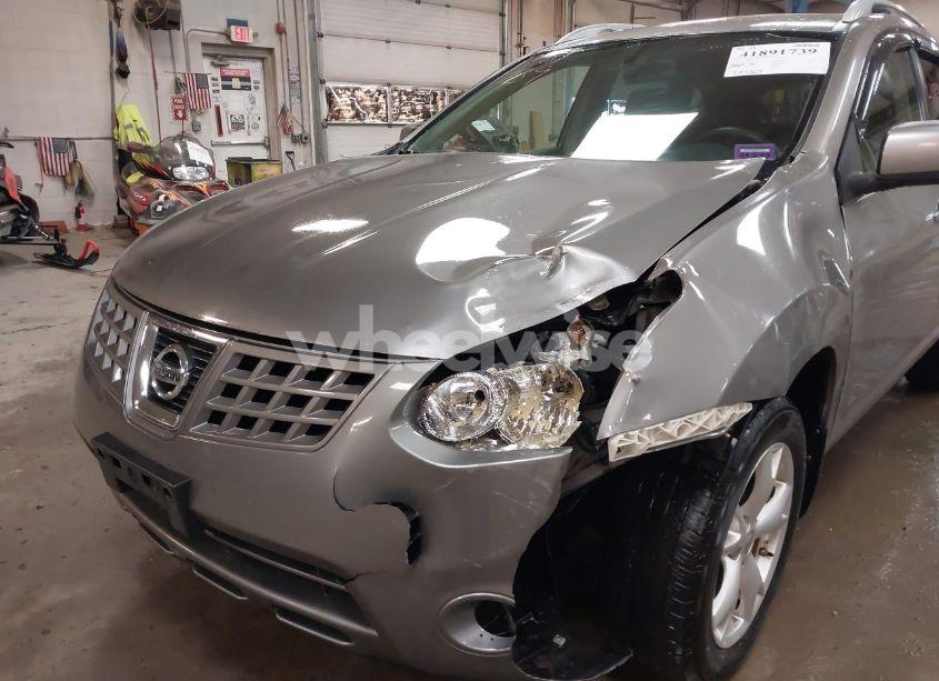 Photo 6 of 2010 Nissan Rogue SL (VIN JN8AS5MV3AW100744)