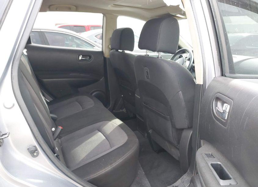 Photo 8 of 2010 Nissan Rogue SL (VIN JN8AS5MV3AW120167)