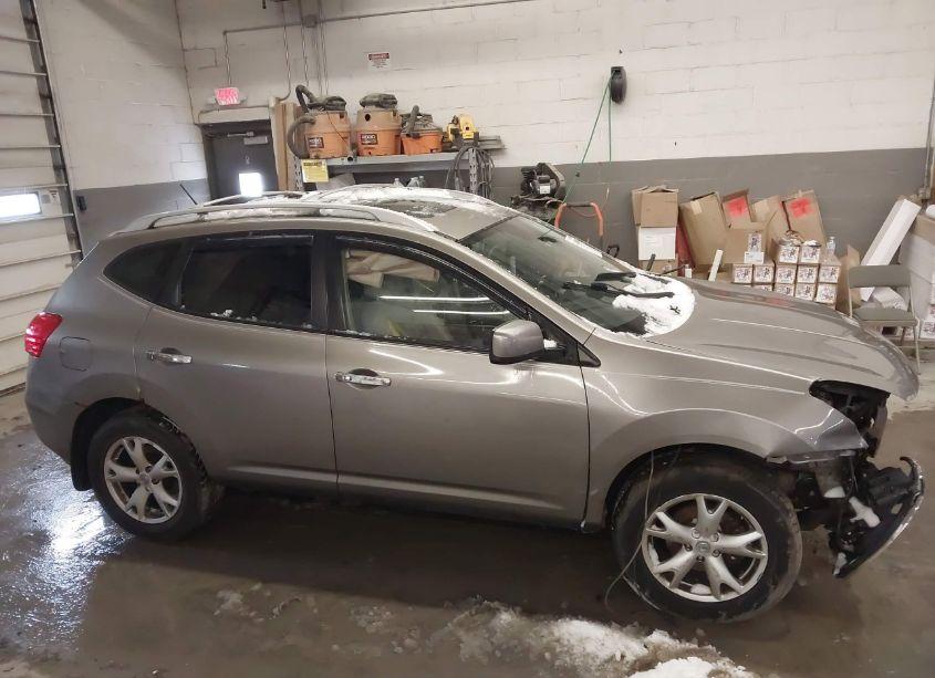 Photo 13 of 2010 Nissan Rogue SL (VIN JN8AS5MV3AW124980)