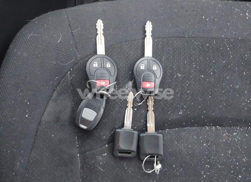 Photo 11 of 2010 Nissan Rogue S (VIN JN8AS5MV3AW129757)