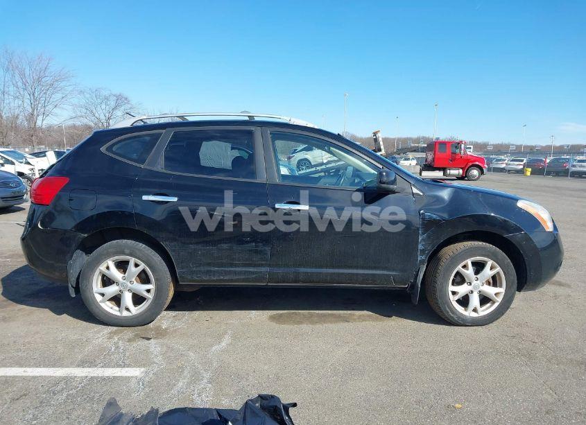 Photo 13 of 2010 Nissan Rogue SL (VIN JN8AS5MV3AW132786)