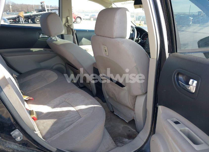 Photo 8 of 2010 Nissan Rogue SL (VIN JN8AS5MV3AW132786)
