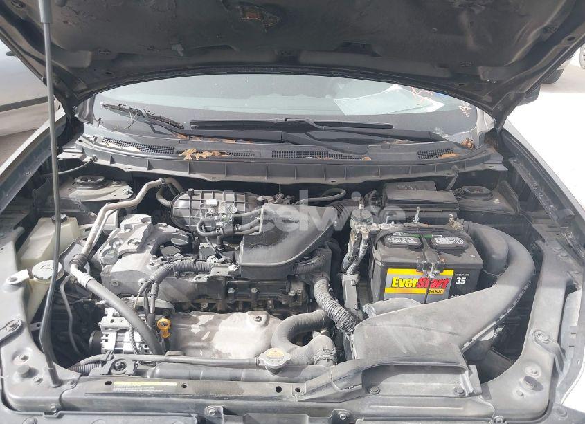 Photo 10 of 2010 Nissan Rogue S (VIN JN8AS5MV3AW605375)