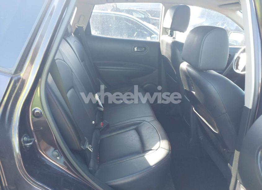 Photo 8 of 2011 Nissan Rogue SV (VIN JN8AS5MV3BW254369)