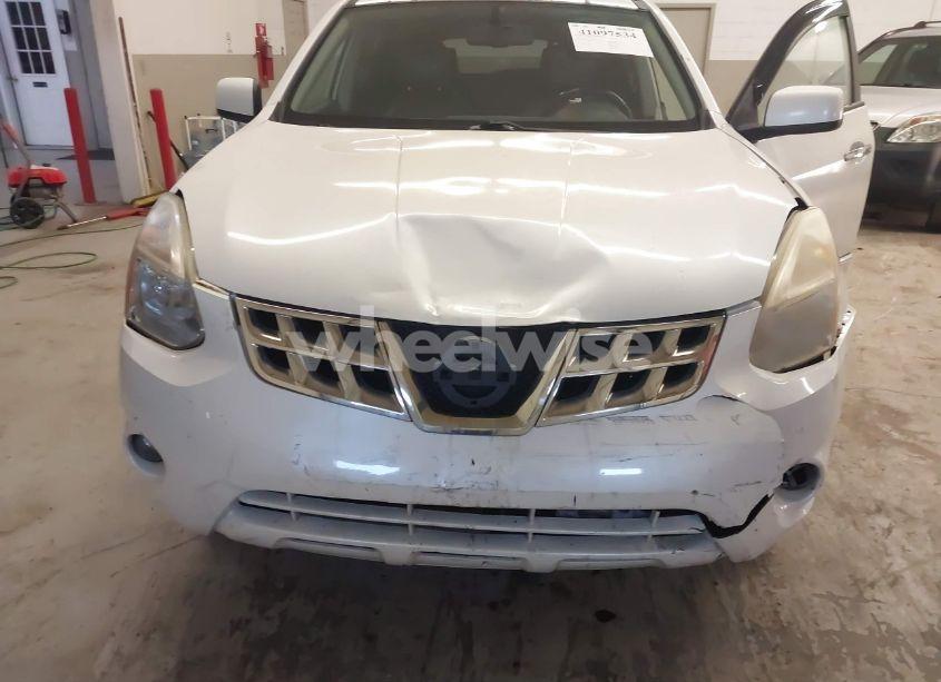 Photo 6 of 2011 Nissan Rogue SV (VIN JN8AS5MV3BW278476)