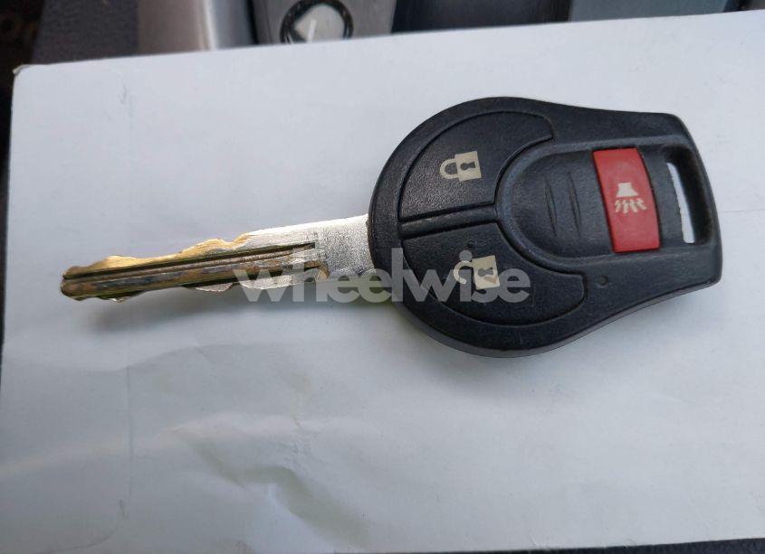 Photo 11 of 2011 Nissan Rogue S (VIN JN8AS5MV3BW284195)