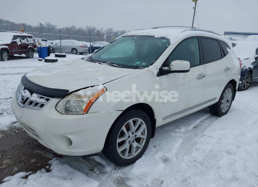 Photo 2 of 2011 Nissan Rogue SV (VIN JN8AS5MV3BW290563)