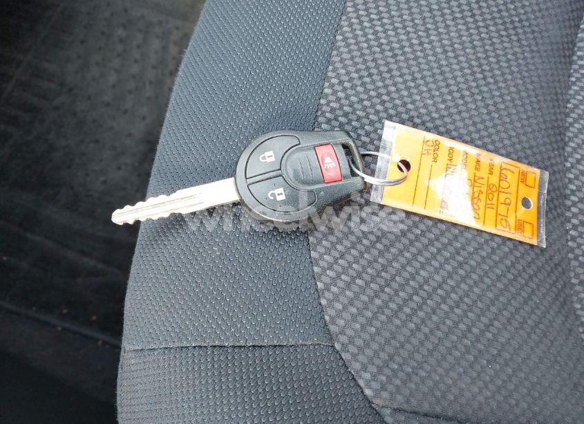 Photo 11 of 2011 Nissan Rogue S (VIN JN8AS5MV3BW663875)