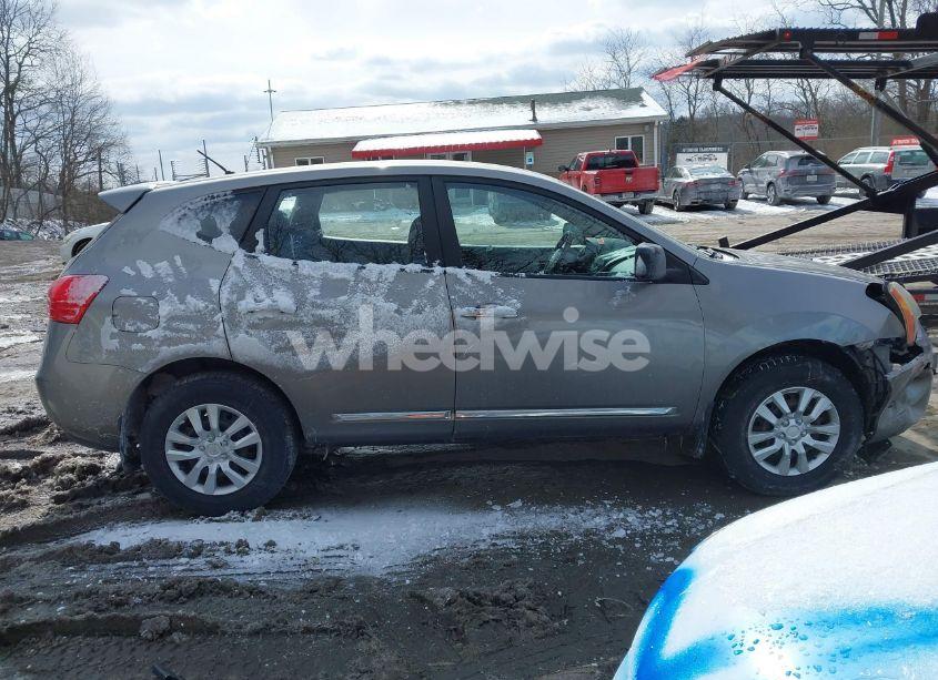 Photo 13 of 2011 Nissan Rogue S (VIN JN8AS5MV3BW663875)