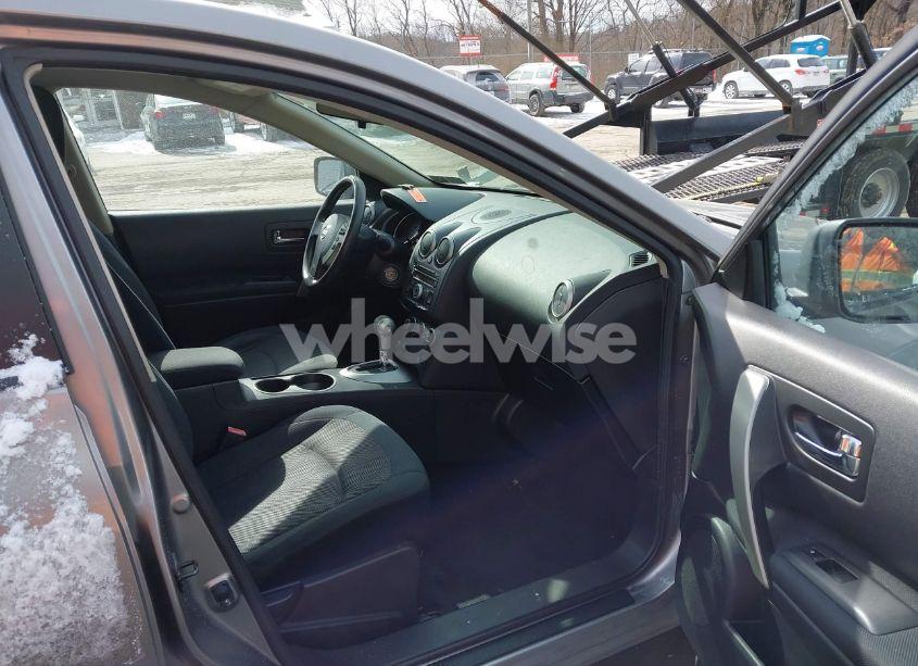 Photo 5 of 2011 Nissan Rogue S (VIN JN8AS5MV3BW663875)