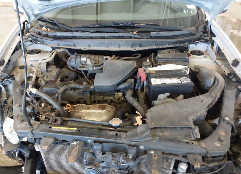 Photo 10 of 2011 Nissan Rogue SV (VIN JN8AS5MV3BW673905)