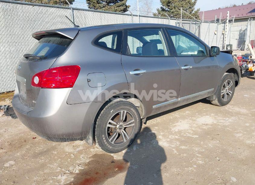 Photo 4 of 2011 Nissan Rogue S (VIN JN8AS5MV3BW682538)