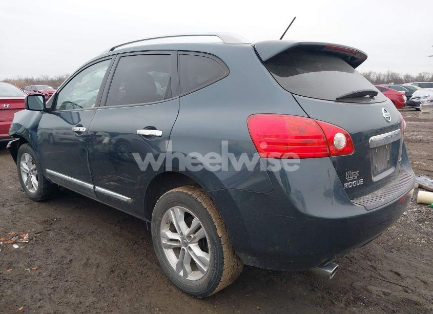 Photo 3 of 2012 Nissan Rogue SV (VIN JN8AS5MV3CW352125)