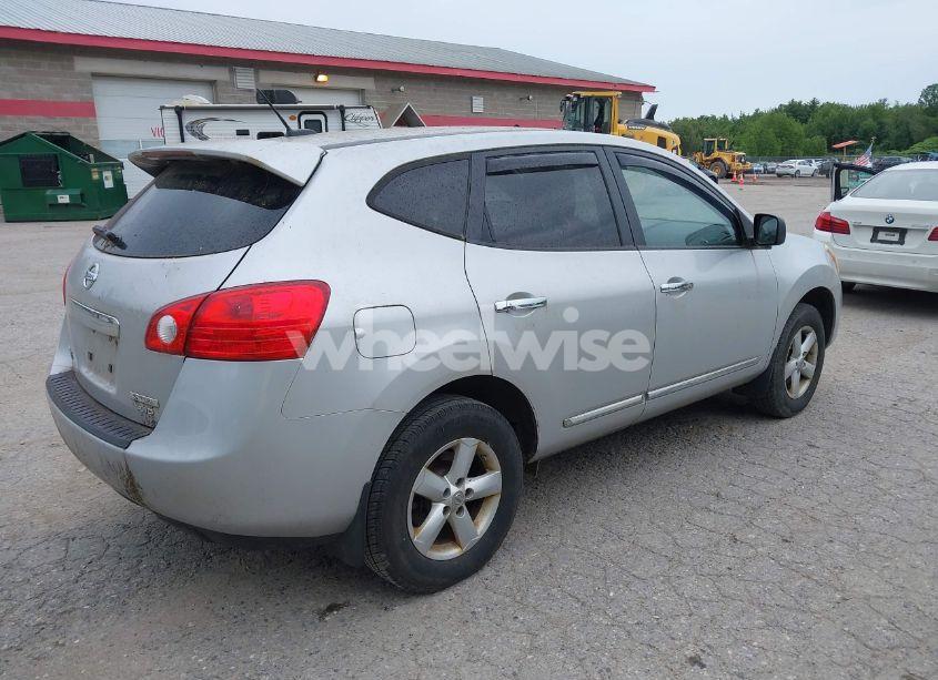 Photo 4 of 2012 Nissan Rogue S (VIN JN8AS5MV3CW374416)