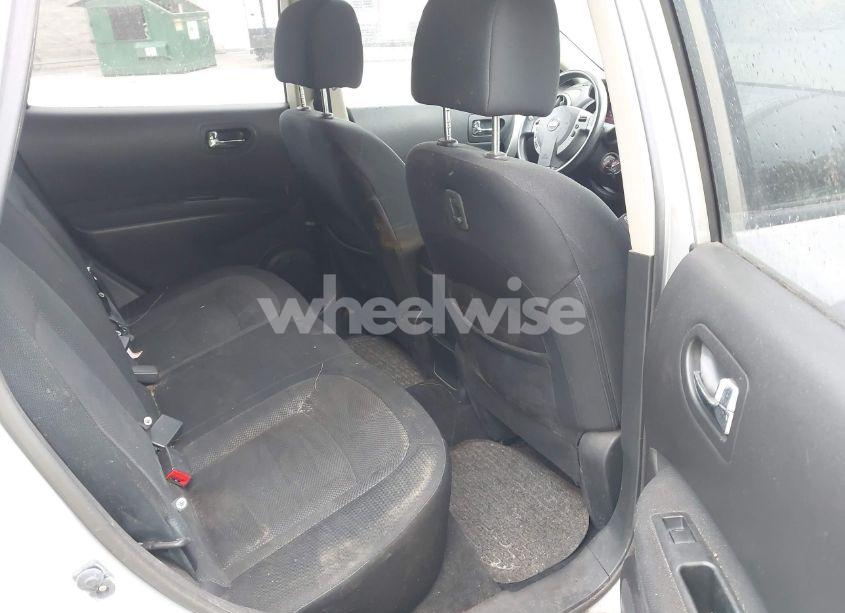 Photo 8 of 2012 Nissan Rogue S (VIN JN8AS5MV3CW374416)